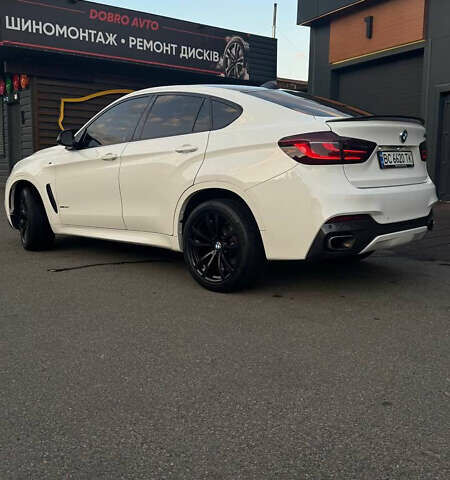 Белый БМВ Х6, объемом двигателя 2.98 л и пробегом 180 тыс. км за 27500 $, фото 13 на Automoto.ua
