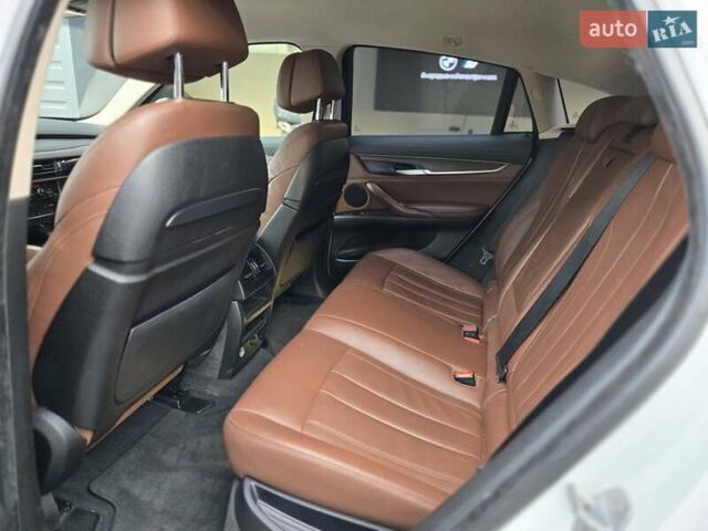 Білий БМВ Х6, об'ємом двигуна 2.99 л та пробігом 190 тис. км за 28999 $, фото 19 на Automoto.ua