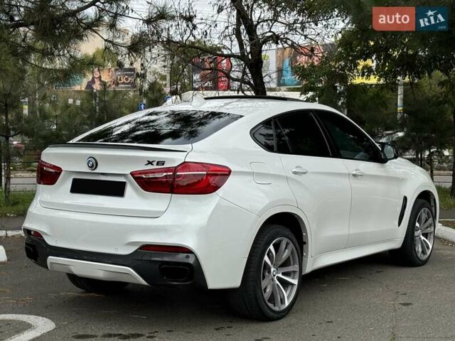 Белый БМВ Х6, объемом двигателя 4.39 л и пробегом 160 тыс. км за 32500 $, фото 10 на Automoto.ua