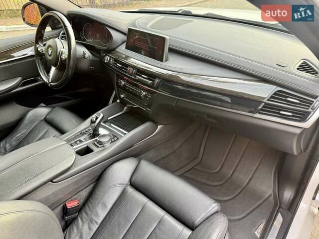 Белый БМВ Х6, объемом двигателя 2.98 л и пробегом 140 тыс. км за 33000 $, фото 26 на Automoto.ua