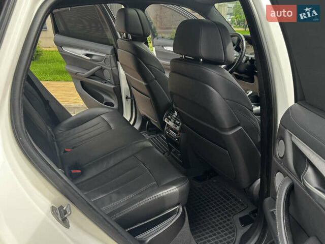 Білий БМВ Х6, об'ємом двигуна 3 л та пробігом 156 тис. км за 27777 $, фото 20 на Automoto.ua