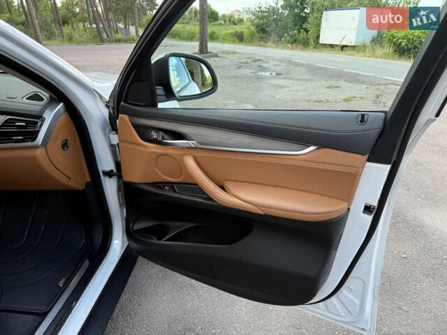 Белый БМВ Х6, объемом двигателя 3 л и пробегом 122 тыс. км за 36900 $, фото 20 на Automoto.ua