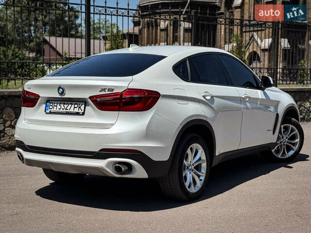 Білий БМВ Х6, об'ємом двигуна 3 л та пробігом 227 тис. км за 29500 $, фото 3 на Automoto.ua