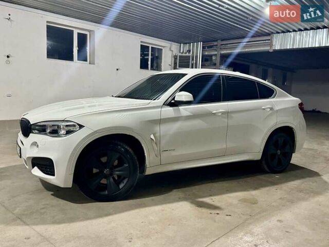 Білий БМВ Х6, об'ємом двигуна 2.99 л та пробігом 168 тис. км за 33500 $, фото 7 на Automoto.ua