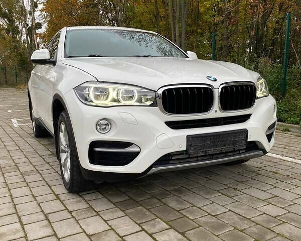 Білий БМВ Х6, об'ємом двигуна 2.99 л та пробігом 137 тис. км за 32500 $, фото 24 на Automoto.ua