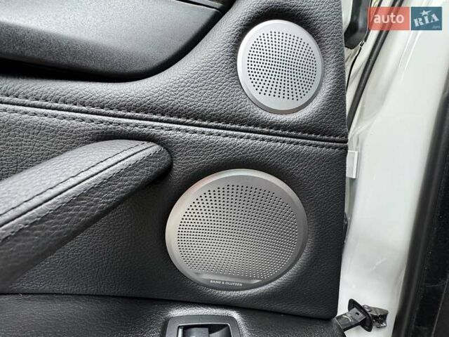 Белый БМВ Х6, объемом двигателя 4.39 л и пробегом 160 тыс. км за 32500 $, фото 24 на Automoto.ua