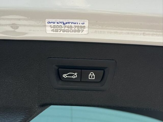 Белый БМВ Х6, объемом двигателя 3 л и пробегом 158 тыс. км за 25000 $, фото 22 на Automoto.ua