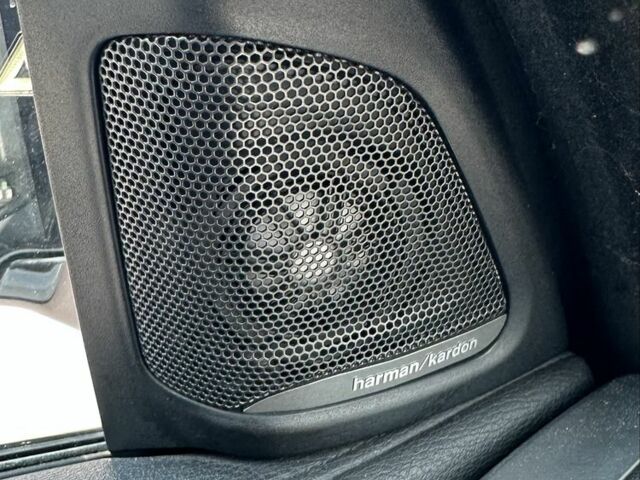 Белый БМВ Х6, объемом двигателя 3 л и пробегом 158 тыс. км за 26500 $, фото 18 на Automoto.ua