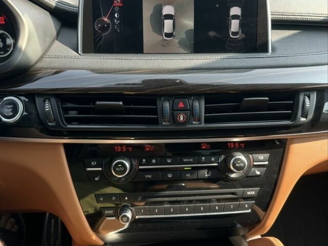 Белый БМВ Х6, объемом двигателя 3 л и пробегом 158 тыс. км за 25000 $, фото 15 на Automoto.ua