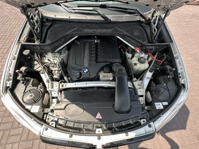 Белый БМВ Х6, объемом двигателя 3 л и пробегом 158 тыс. км за 26500 $, фото 23 на Automoto.ua