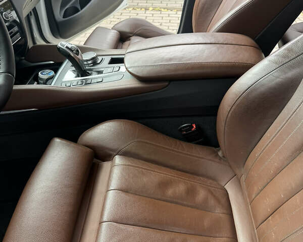 Белый БМВ Х6, объемом двигателя 2.99 л и пробегом 200 тыс. км за 29300 $, фото 57 на Automoto.ua