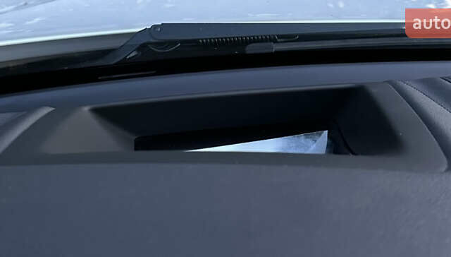 Белый БМВ Х6, объемом двигателя 3 л и пробегом 157 тыс. км за 25999 $, фото 32 на Automoto.ua