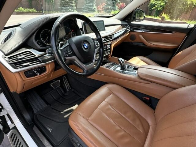 Белый БМВ Х6, объемом двигателя 3 л и пробегом 158 тыс. км за 26500 $, фото 7 на Automoto.ua