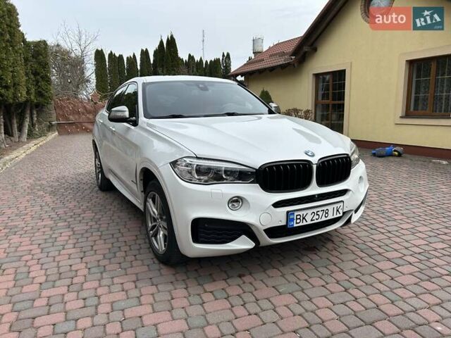 Білий БМВ Х6, об'ємом двигуна 2.98 л та пробігом 95 тис. км за 33500 $, фото 5 на Automoto.ua
