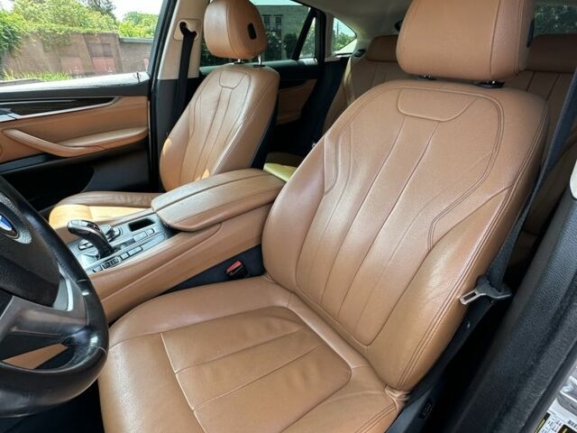 Белый БМВ Х6, объемом двигателя 3 л и пробегом 158 тыс. км за 26500 $, фото 10 на Automoto.ua