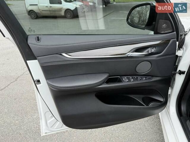 Белый БМВ Х6, объемом двигателя 2.98 л и пробегом 107 тыс. км за 27000 $, фото 24 на Automoto.ua