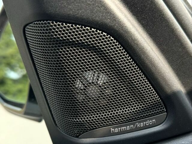 Белый БМВ Х6, объемом двигателя 3 л и пробегом 158 тыс. км за 25000 $, фото 19 на Automoto.ua