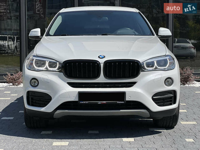 Белый БМВ Х6, объемом двигателя 3 л и пробегом 115 тыс. км за 29500 $, фото 4 на Automoto.ua