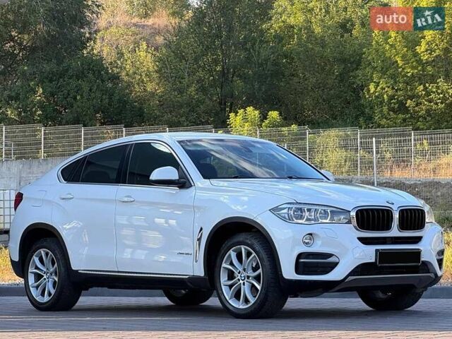 Белый БМВ Х6, объемом двигателя 2.99 л и пробегом 200 тыс. км за 29900 $, фото 1 на Automoto.ua
