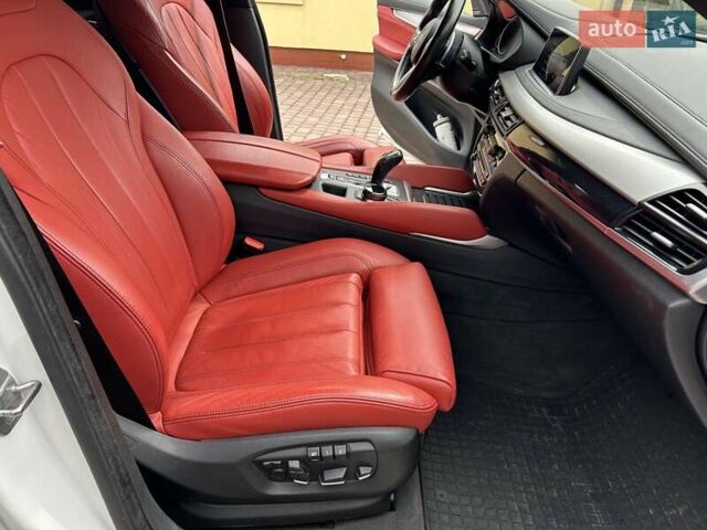 Білий БМВ Х6, об'ємом двигуна 2.98 л та пробігом 95 тис. км за 33500 $, фото 35 на Automoto.ua