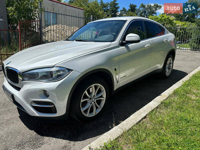 Белый БМВ Х6, объемом двигателя 2.98 л и пробегом 150 тыс. км за 37000 $, фото 3 на Automoto.ua