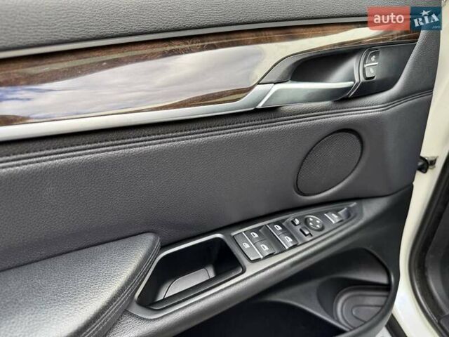 Белый БМВ Х6, объемом двигателя 2.98 л и пробегом 144 тыс. км за 26490 $, фото 17 на Automoto.ua