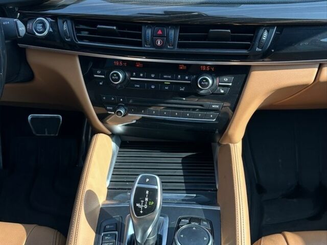 Белый БМВ Х6, объемом двигателя 3 л и пробегом 158 тыс. км за 25000 $, фото 14 на Automoto.ua