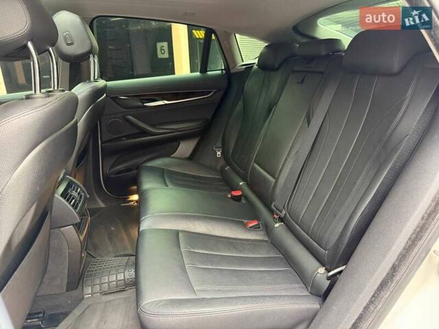 Белый БМВ Х6, объемом двигателя 2.98 л и пробегом 144 тыс. км за 26490 $, фото 12 на Automoto.ua