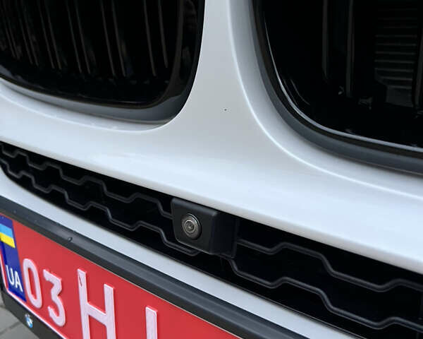 Белый БМВ Х6, объемом двигателя 2.98 л и пробегом 46 тыс. км за 35000 $, фото 8 на Automoto.ua