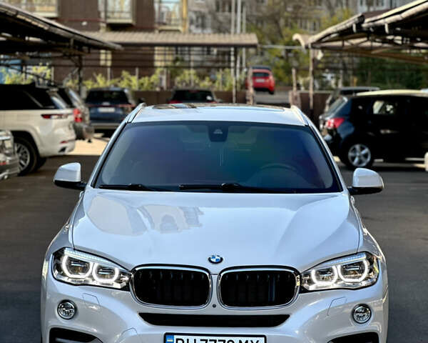 Білий БМВ Х6, об'ємом двигуна 2.99 л та пробігом 132 тис. км за 37800 $, фото 2 на Automoto.ua