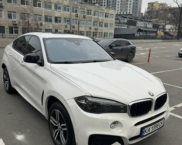 Белый БМВ Х6, объемом двигателя 2.99 л и пробегом 144 тыс. км за 31900 $, фото 2 на Automoto.ua