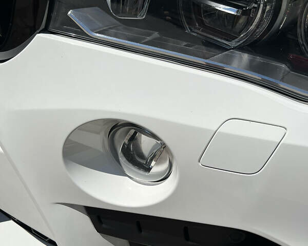 Білий БМВ Х6, об'ємом двигуна 4.4 л та пробігом 200 тис. км за 46000 $, фото 18 на Automoto.ua
