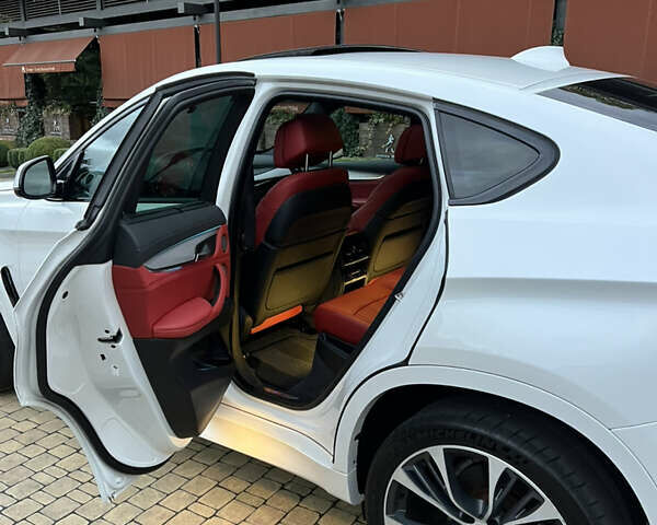 Белый БМВ Х6, объемом двигателя 2.98 л и пробегом 46 тыс. км за 35000 $, фото 11 на Automoto.ua