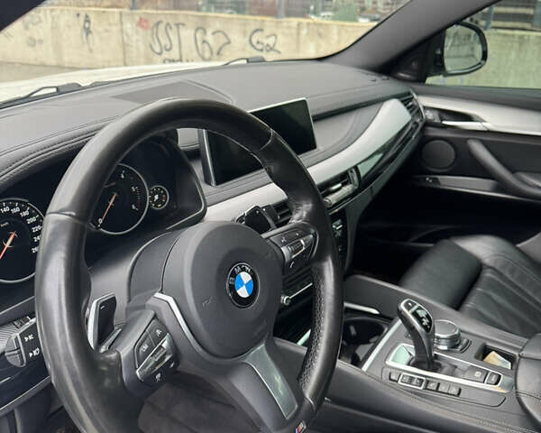 Белый БМВ Х6, объемом двигателя 2.99 л и пробегом 144 тыс. км за 31900 $, фото 28 на Automoto.ua