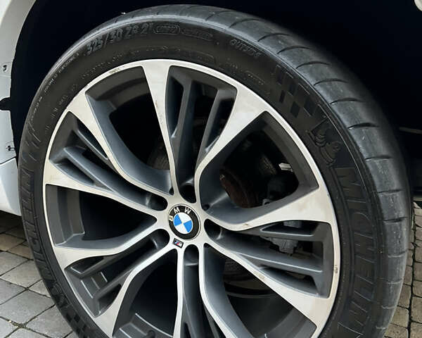 Белый БМВ Х6, объемом двигателя 2.98 л и пробегом 46 тыс. км за 35000 $, фото 10 на Automoto.ua