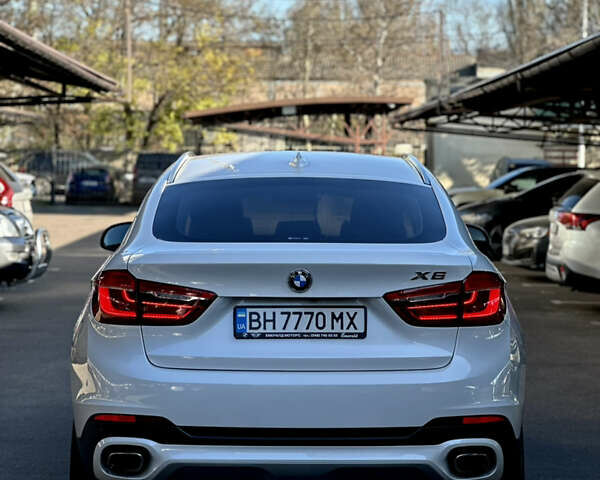 Білий БМВ Х6, об'ємом двигуна 2.99 л та пробігом 132 тис. км за 37800 $, фото 9 на Automoto.ua
