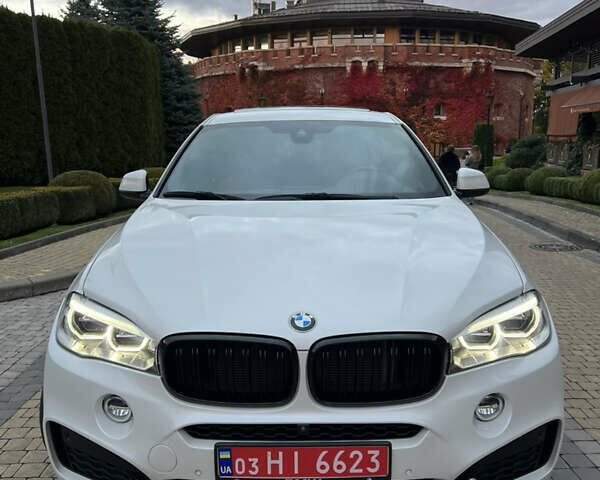 Белый БМВ Х6, объемом двигателя 2.98 л и пробегом 46 тыс. км за 35000 $, фото 2 на Automoto.ua