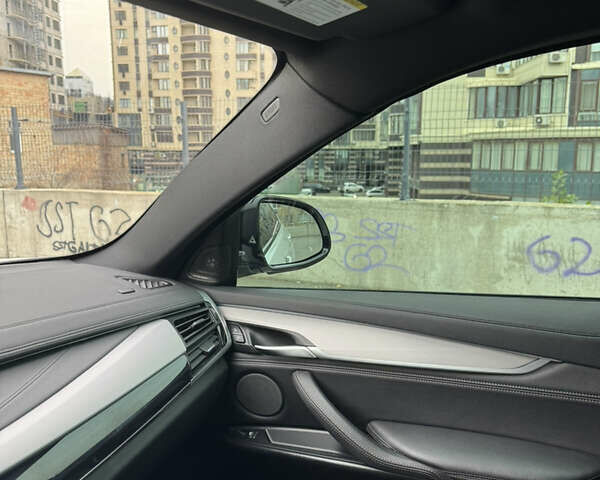 Белый БМВ Х6, объемом двигателя 2.99 л и пробегом 144 тыс. км за 31900 $, фото 37 на Automoto.ua