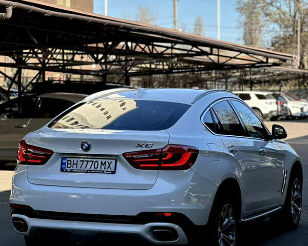 Білий БМВ Х6, об'ємом двигуна 2.99 л та пробігом 132 тис. км за 37800 $, фото 8 на Automoto.ua
