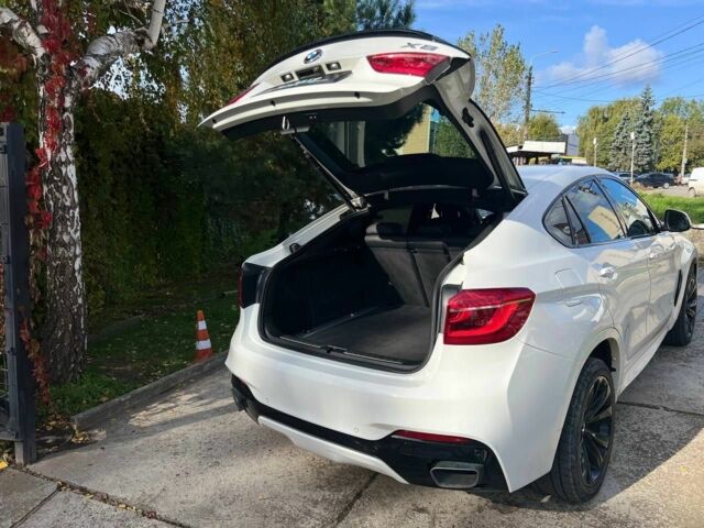 Белый БМВ Х6, объемом двигателя 3 л и пробегом 124 тыс. км за 34900 $, фото 6 на Automoto.ua