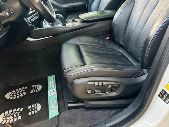 Белый БМВ Х6, объемом двигателя 3 л и пробегом 124 тыс. км за 34900 $, фото 16 на Automoto.ua