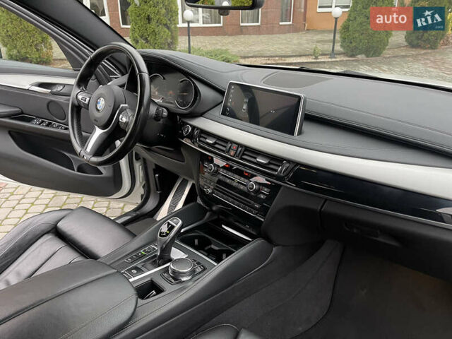 Білий БМВ Х6, об'ємом двигуна 2.99 л та пробігом 214 тис. км за 42000 $, фото 18 на Automoto.ua