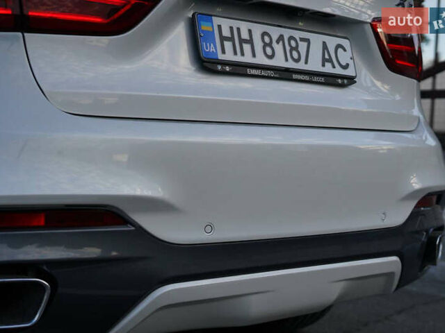 Білий БМВ Х6, об'ємом двигуна 2.99 л та пробігом 141 тис. км за 38900 $, фото 34 на Automoto.ua