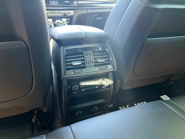 Белый БМВ Х6, объемом двигателя 3 л и пробегом 124 тыс. км за 34900 $, фото 13 на Automoto.ua