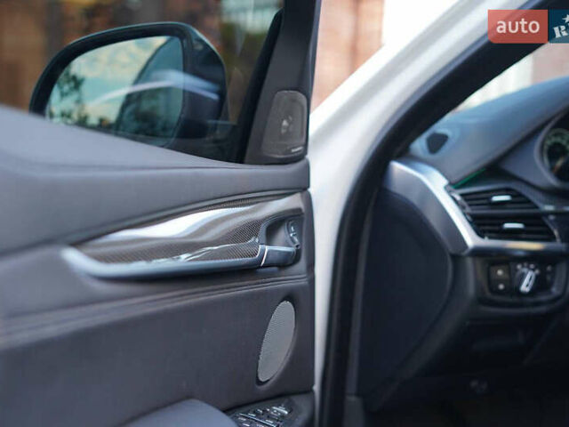 Білий БМВ Х6, об'ємом двигуна 2.99 л та пробігом 141 тис. км за 38900 $, фото 62 на Automoto.ua