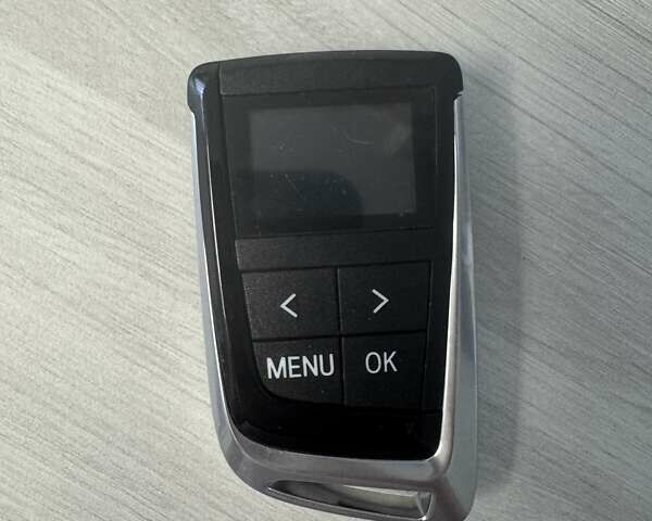 Белый БМВ Х6, объемом двигателя 3 л и пробегом 102 тыс. км за 51999 $, фото 25 на Automoto.ua