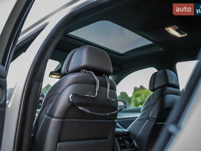 Белый БМВ Х6, объемом двигателя 3 л и пробегом 300 тыс. км за 33549 $, фото 9 на Automoto.ua