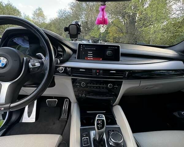 Белый БМВ Х6, объемом двигателя 3 л и пробегом 102 тыс. км за 51999 $, фото 11 на Automoto.ua