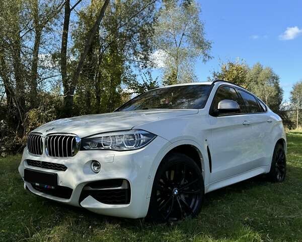 Белый БМВ Х6, объемом двигателя 3 л и пробегом 102 тыс. км за 51999 $, фото 3 на Automoto.ua
