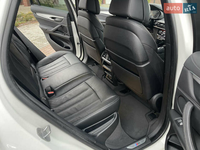 Білий БМВ Х6, об'ємом двигуна 2.99 л та пробігом 214 тис. км за 42000 $, фото 14 на Automoto.ua